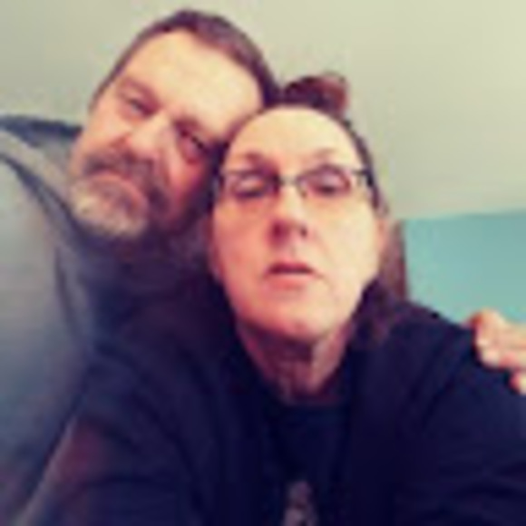 Meet your Posher, Lisa - Picture 1 of 1